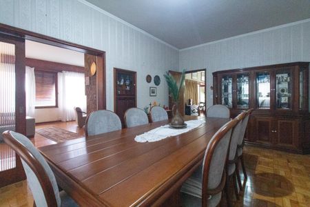 Casa à venda com 539m², 8 quartos e 4 vagas