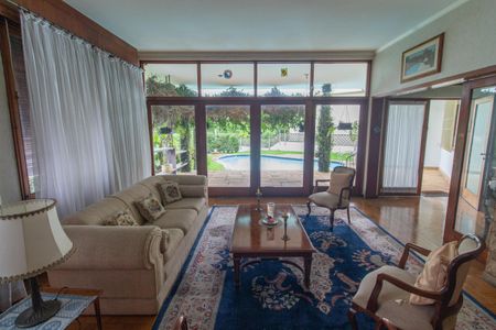 Casa à venda com 539m², 8 quartos e 4 vagas