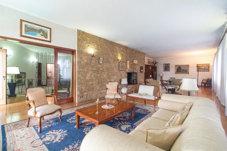 Casa à venda com 8 quartos, 539m² em Vila Mariana, São Paulo