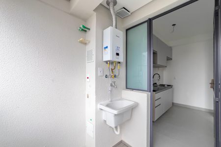 Apartamento para alugar com 68m², 2 quartos e 1 vaga Apartamento para alugar com 68m², 2 quartos e 1 vagaCozinha e área de serviço