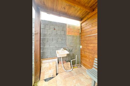 Casa para alugar com 75m², 2 quartos e 2 vagasÁrea externa