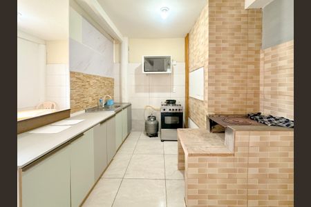 Casa para alugar com 75m², 2 quartos e 2 vagasCozinha 1