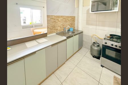 Casa para alugar com 75m², 2 quartos e 2 vagasCozinha 1