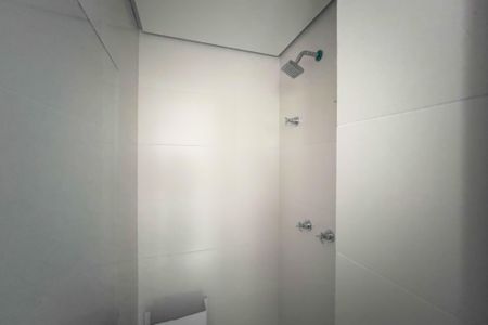 Apartamento para alugar com 65m², 2 quartos e 1 vaga Apartamento para alugar com 65m², 2 quartos e 1 vagaBanheiro