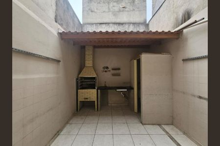 Casa à venda com 68m², 3 quartos e 1 vaga