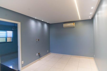 Casa para alugar com 80m², 2 quartos e sem vaga Casa para alugar com 80m², 2 quartos e sem vagaSala