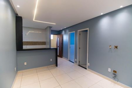 Casa para alugar com 80m², 2 quartos e sem vaga Casa para alugar com 80m², 2 quartos e sem vagaSala