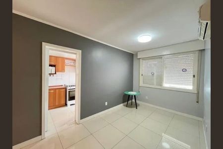 Sala  de apartamento para alugar com 2 quartos, 63m² em Higienópolis, Porto Alegre