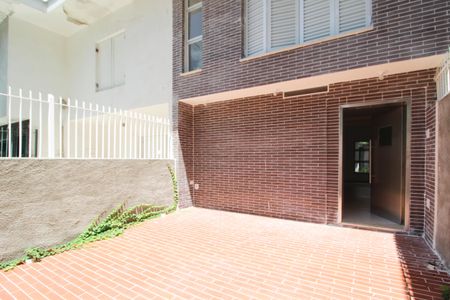 Casa para alugar com 200m², 2 quartos e 2 vagas Casa para alugar com 200m², 2 quartos e 2 vagasGaragem