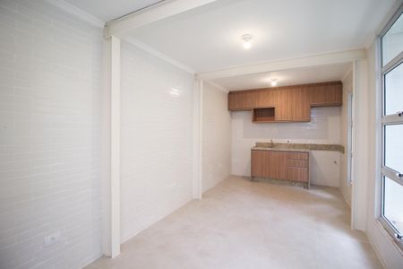 Casa para alugar com 200m², 2 quartos e 2 vagas Casa para alugar com 200m², 2 quartos e 2 vagasCozinha