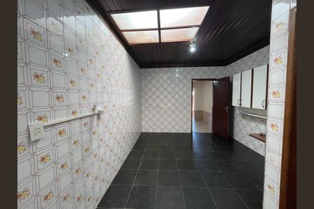 Casa à venda com 4 quartos, 150m² em Jardim Pedreira, São Paulo