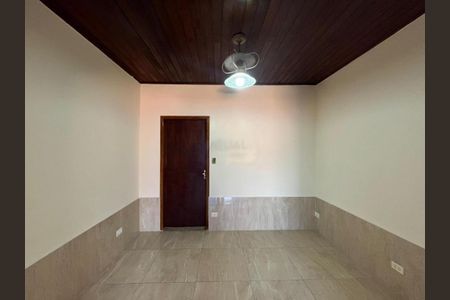 Casa à venda com 4 quartos, 150m² em Jardim Pedreira, São Paulo