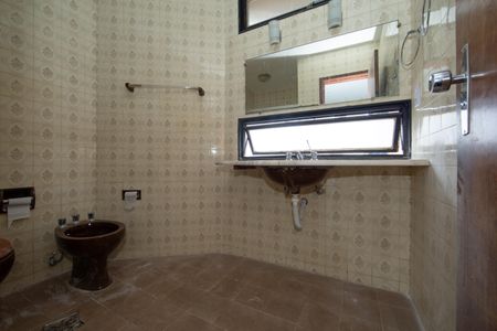 Apartamento à venda com 120m², 3 quartos e 1 vaga Apartamento à venda com 120m², 3 quartos e 1 vagaBanheiro 2