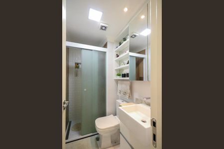 Apartamento à venda com 47m², 2 quartos e 1 vagaBanheiro Social