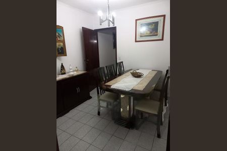 Casa à venda com 200m², 4 quartos e 2 vagas