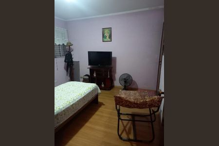 Casa à venda com 4 quartos, 200m² em Conjunto Residencial Ingai, São Paulo