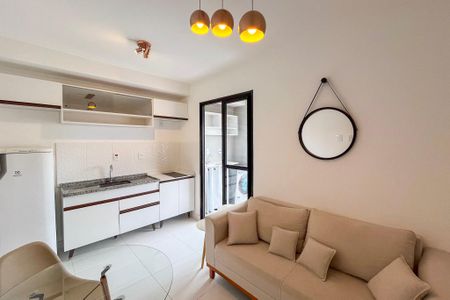 Sala/Cozinha de apartamento para alugar com 2 quartos, 37m² em Vila Nair, São Paulo