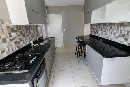 Apartamento para alugar com 117m², 3 quartos e 2 vagasCozinha - Armários