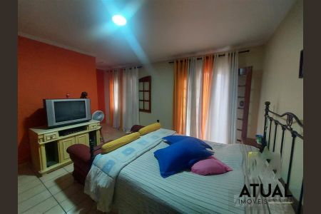 Casa à venda com 3 quartos, 180m² em Balneário São Francisco, Diadema