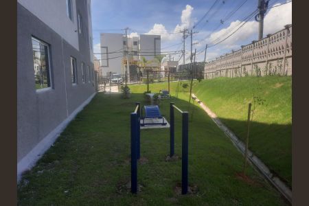 Área externa de apartamento para alugar com 2 quartos, 50m² em Santa Cruz, Rio de Janeiro