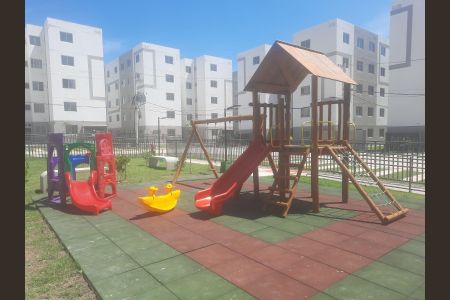 Área externa de apartamento para alugar com 2 quartos, 50m² em Santa Cruz, Rio de Janeiro