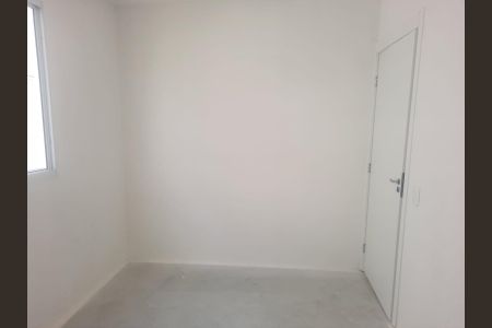 Quarto de apartamento para alugar com 2 quartos, 50m² em Santa Cruz, Rio de Janeiro