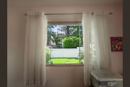 Casa de condomínio à venda com 253m², 4 quartos e 3 vagas