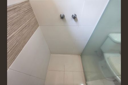 Casa de condomínio à venda com 253m², 4 quartos e 3 vagas