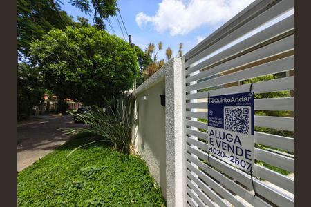 Casa de condomínio à venda com 253m², 4 quartos e 3 vagas