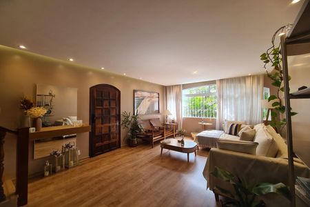 Sala de casa para alugar com 3 quartos, 210m² em Jardim Vila Formosa, São Paulo