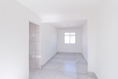 Sala de apartamento para alugar com 2 quartos, 55m² em Conjunto Habitacional Presidente Castelo Branco, Carapicuíba