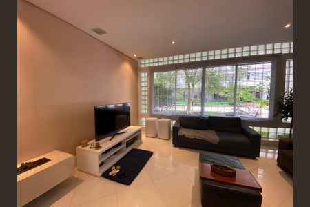 Apartamento à venda com 166m², 3 quartos e 1 vagaSala