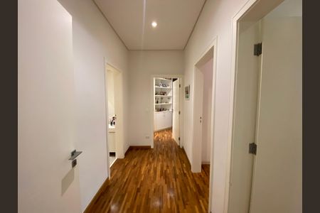 Apartamento à venda com 166m², 3 quartos e 1 vagaCorredor