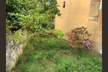 Casa à venda com 240m², 2 quartos e 4 vagas