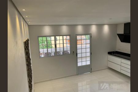 Casa à venda com 240m², 2 quartos e 4 vagas
