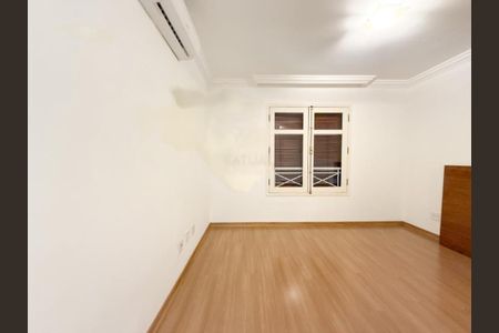 Casa à venda com 4 quartos, 368m² em Jardim Cordeiro, São Paulo