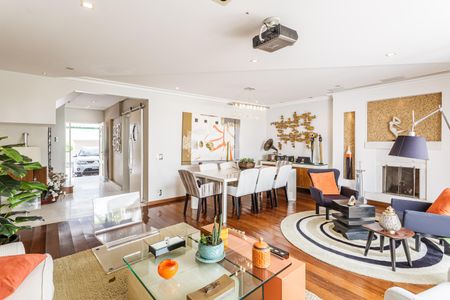 Sala de casa à venda com 4 quartos, 224m² em Planalto Paulista, São Paulo