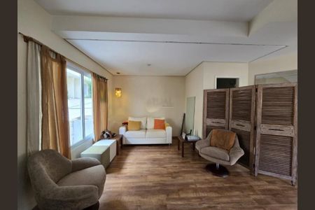 Casa à venda com 3 quartos, 129m² em Jardim Taquaral, São Paulo