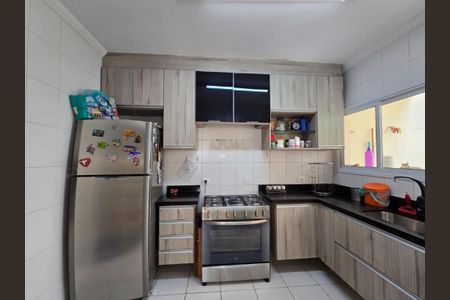 Casa à venda com 3 quartos, 129m² em Jardim Taquaral, São Paulo