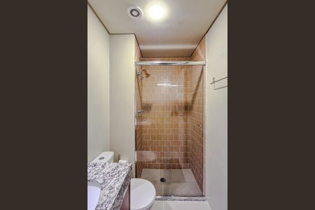 Banheiro de kitnet/studio para alugar com 1 quarto, 26m² em Perdizes, São Paulo