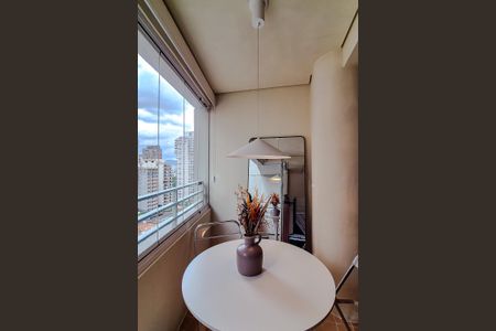 Varanda de kitnet/studio para alugar com 1 quarto, 26m² em Perdizes, São Paulo