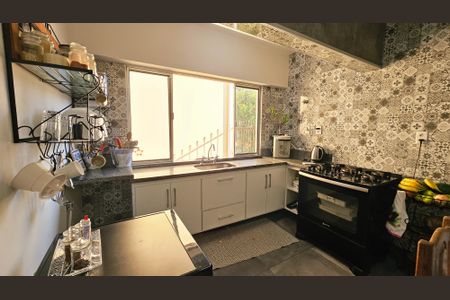 Casa à venda com 3 quartos, 200m² em Jardim Carlos Gomes, Jundiaí