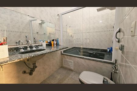 Casa à venda com 200m², 3 quartos e 1 vaga