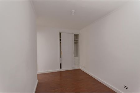 Casa à venda com 158m², 5 quartos e 2 vagasQuarto 3