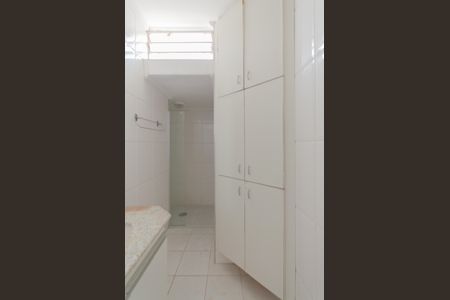 Casa à venda com 158m², 5 quartos e 2 vagasBanheiro Social