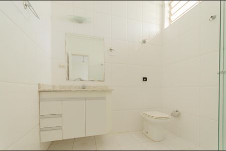 Casa à venda com 158m², 5 quartos e 2 vagasBanheiro da Suíte