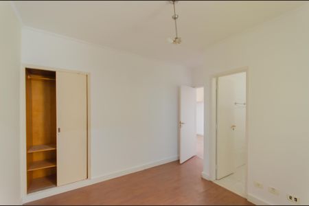 Casa à venda com 158m², 5 quartos e 2 vagasSuíte
