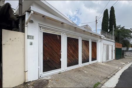 Casa à venda com 158m², 5 quartos e 2 vagasFachada
