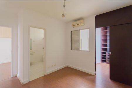 Casa à venda com 158m², 5 quartos e 2 vagasSuíte