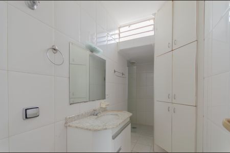Casa à venda com 158m², 5 quartos e 2 vagasBanheiro Social